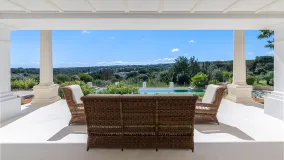 For sale 5 bedrooms villa in Zona L