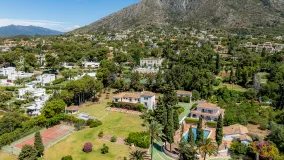 For sale Cascada de Camojan villa with 8 bedrooms