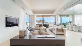 El Herrojo villa for sale