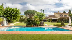 For sale villa in Zona E with 9 bedrooms