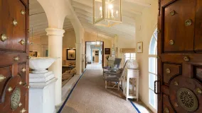 For sale villa in Zona E with 9 bedrooms