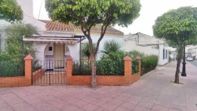 Adosado en venta en Estepona Casco Antiguo con 5 dormitorios