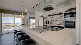 Villa for sale in Sabinillas with 6 bedrooms