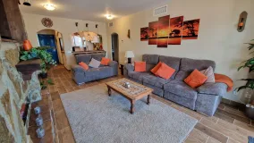 For sale ground floor apartment in Duquesa Suites