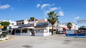 Building for sale in El Pilar
