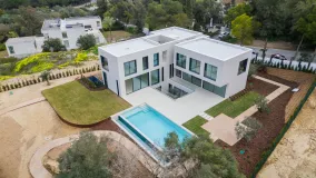 Buy Sotogrande Alto villa with 6 bedrooms