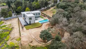 Buy Sotogrande Alto villa with 6 bedrooms