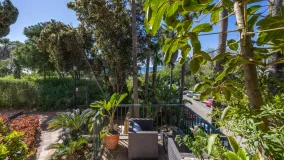 Semi detached house for sale in Alcaidesa Costa with 3 bedrooms