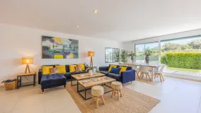 Senda Chica 5 bedrooms ground floor apartment for sale