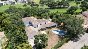 For sale villa in San Roque Club with 6 bedrooms