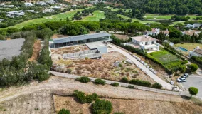 Se vende villa con 5 dormitorios en Zona L