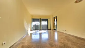 For sale apartment with 3 bedrooms in Los Naranjos