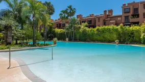 Apartamento en venta en Alhambra del Golf con 2 dormitorios
