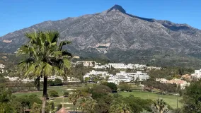 3 bedrooms apartment in La Corniche for sale