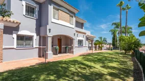 Villa de 3 dormitorios en venta en Monte Biarritz