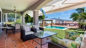 Villa de 3 dormitorios en venta en Monte Biarritz