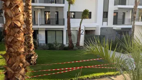 For sale 2 bedrooms apartment in Estepona Centre
