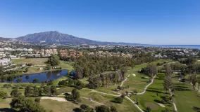 Villa en venta en Altos del Paraiso