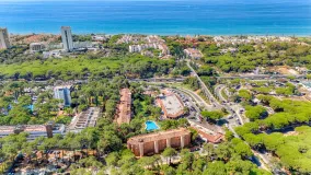 For sale ground floor apartment in Elviria with 2 bedrooms