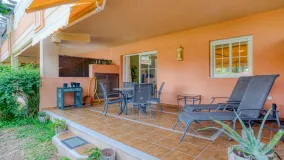 For sale ground floor apartment in Elviria with 2 bedrooms