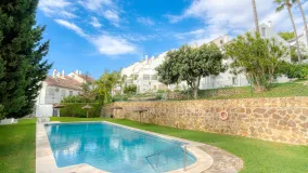 Buy town house in El Capricho
