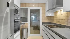 Se vende apartamento planta baja en Alminar de Marbella