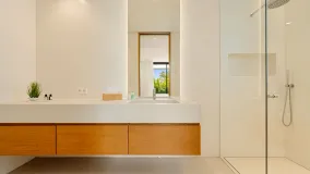 Villa for sale in Guadalmina Alta