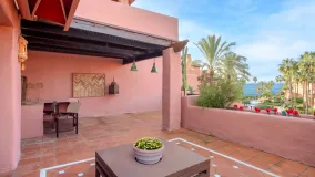 For sale duplex penthouse in Menara Beach