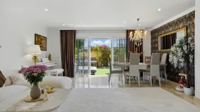 For sale town house with 4 bedrooms in Sitio de Calahonda