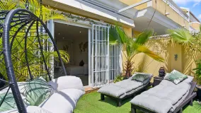 For sale town house with 4 bedrooms in Sitio de Calahonda