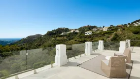 Villa con 5 dormitorios en venta en El Madroñal