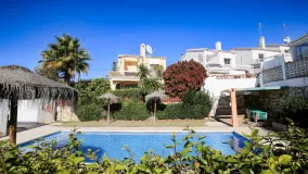 For sale semi detached house with 4 bedrooms in Calahonda