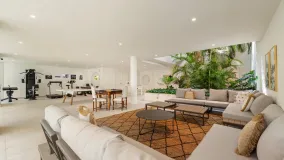 For sale Hacienda las Chapas villa with 5 bedrooms