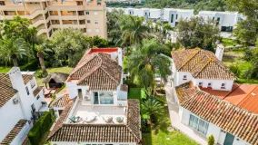 For sale 4 bedrooms villa in Calahonda