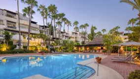 Se vende apartamento planta baja en Puente Romano