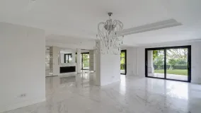 6 bedrooms villa for sale in Lomas de Magna Marbella