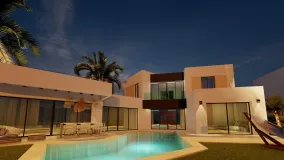 Semi detached villa for sale in Estepona