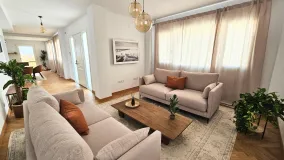 For sale villa with 5 bedrooms in Cala de Mijas