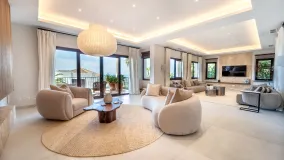 For sale 6 bedrooms villa in El Rosario
