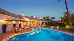 Villa for sale in Marbella East with 5 bedrooms