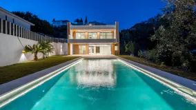 For sale 5 bedrooms villa in Benalmadena Costa