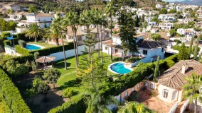 For sale villa with 4 bedrooms in Cerrado del Aguila
