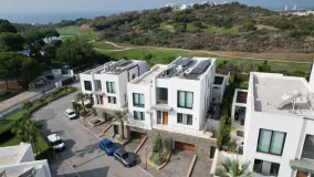 5 bedrooms semi detached villa for sale in Cabopino