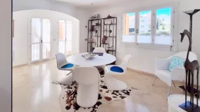 For sale Nueva Andalucia 1 bedroom penthouse