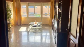 For sale apartment in Malaga - Este with 4 bedrooms