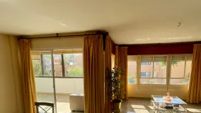 For sale apartment in Malaga - Este with 4 bedrooms