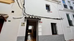 For sale unique building in Marbella Centro