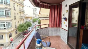 For sale flat in Fuengirola Centro with 4 bedrooms