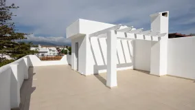 Semi detached house with 3 bedrooms for sale in Beach Side New Golden Mile