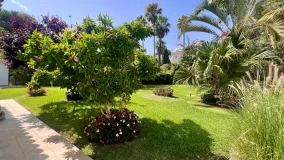 Villa con 4 dormitorios en venta en Sitio de Calahonda